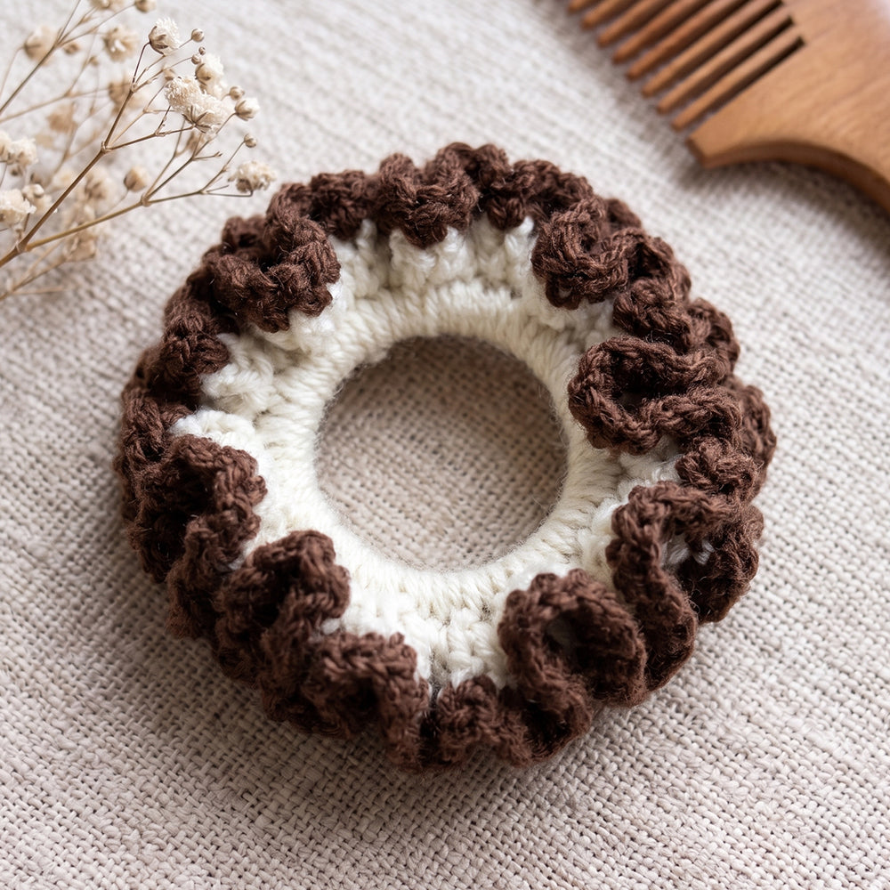 Scrunchie | Chocolate Brown & Ivory Cream